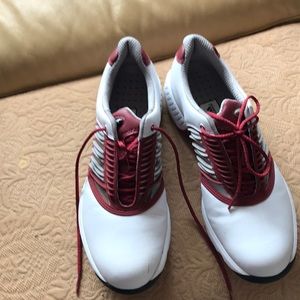 Golf shoes